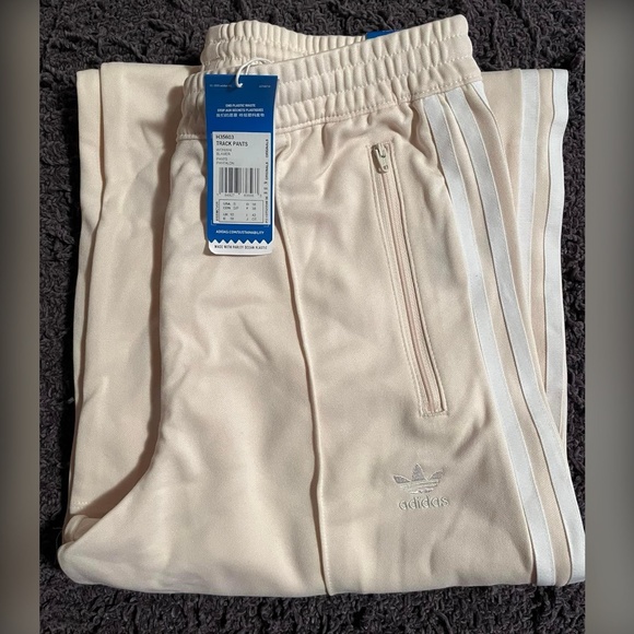 ADICOLOR CLASSICS TRACKSUIT - Picture 7 of 11